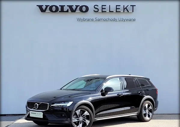 volvo Volvo V60 Cross Country cena 239555 przebieg: 12130, rok produkcji 2023 z Szczucin